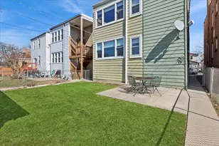 5546 N Austin Ave, Chicago, IL 60630 - Photo 27