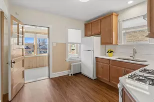 5546 N Austin Ave, Chicago, IL 60630 - Photo 19