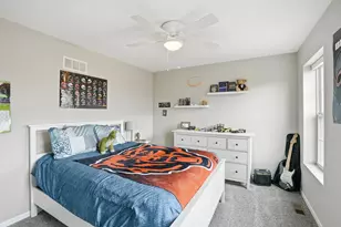 1111 Canyon View Ln, Joliet, IL 60432 - Photo 13