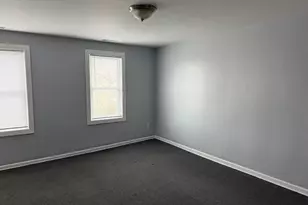 10800 S Hoxie Ave, Chicago, IL 60617 - Photo 3