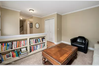 [Address not provided], Wheaton, IL 60187 - Photo 5