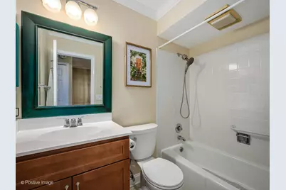 [Address not provided], Wheaton, IL 60187 - Photo 21