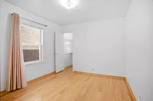 10424 S Forest Ave, Chicago, IL 60628 - Photo 11