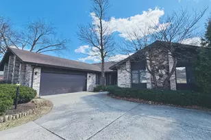 3623 Pebble Beach Rd, Northbrook, IL 60062 - Photo 1