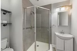 916 Barber Ln, Joliet, IL 60435 - Photo 11