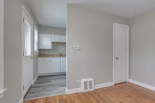 617 Waukegan Rd, Deerfield, IL 60015 - Photo 9