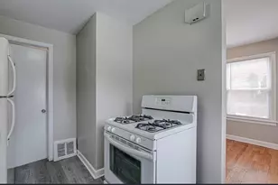 617 Waukegan Rd, Deerfield, IL 60015 - Photo 11