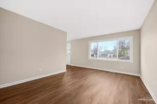 162 N Canyon Dr, Bolingbrook, IL 60490 - Photo 5