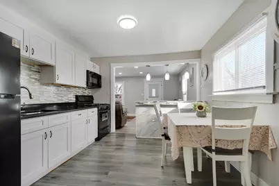 3737 Rose Manor Terrace, Markham, IL 60428 - Photo 5