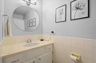 77 Bluebird Ln, Naperville, IL 60565 - Photo 23