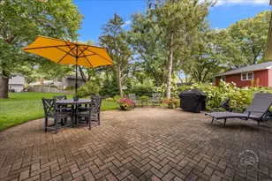 77 Bluebird Ln, Naperville, IL 60565 - Photo 25