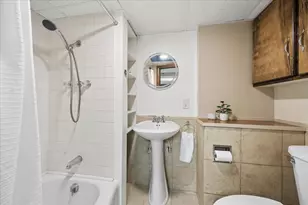 1249 Highridge Pkwy, Westchester, IL 60154 - Photo 21