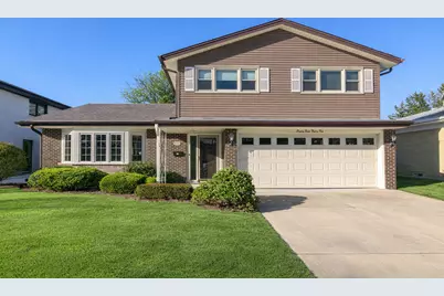 8332 N Knight Avenue, Niles, IL 60714 - Photo 1