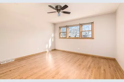 8332 N Knight Avenue, Niles, IL 60714 - Photo 27