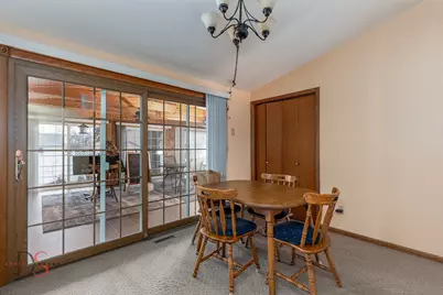 1525 Clark Street, Ottawa, IL 61350 - Photo 17