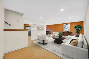 821 W Manor Ct, Glenwood, IL 60425 - Photo 3