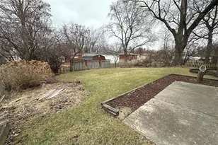 821 W Manor Ct, Glenwood, IL 60425 - Photo 51