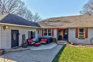 2813 E 2525th Rd, Marseilles, IL 61341 - Photo 7