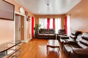 8822 S Ada St, Chicago, IL 60620 - Photo 3