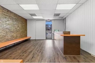 8507 S Roberts Road, Justice, IL 60458 - Photo 9