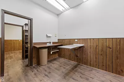 8507 S Roberts Road, Justice, IL 60458 - Photo 15