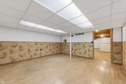 8507 S Roberts Road, Justice, IL 60458 - Photo 35