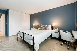 1255 N Sandburg Terrace, Chicago, IL 60610 - Photo 9