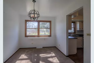 1583-1585 Sheffield Drive, Elgin, IL 60123 - Photo 5