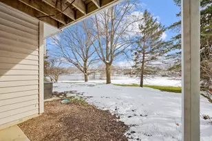 21 N Park Blvd, Streamwood, IL 60107 - Photo 13