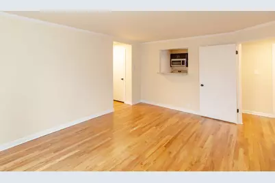 [Address not provided], Chicago, IL 60641 - Photo 3