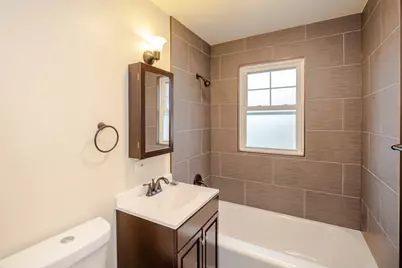 [Address not provided], Chicago, IL 60641 - Photo 5