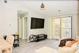 2028 N Rand Rd, Palatine, IL 60074 - Photo 3