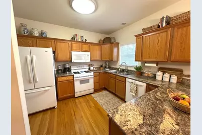 254 Landfield Road, Batavia, IL 60510 - Photo 5