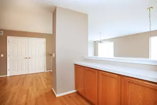 301 Bay Dr, Itasca, IL 60143 - Photo 21