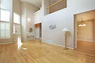 301 Bay Dr, Itasca, IL 60143 - Photo 5