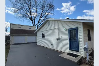 111 Cedar Circle, Streamwood, IL 60107 - Photo 3