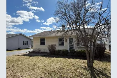 111 Cedar Circle, Streamwood, IL 60107 - Photo 1