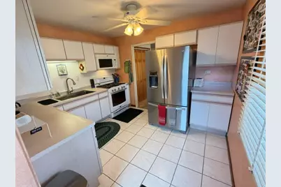 111 Cedar Circle, Streamwood, IL 60107 - Photo 5