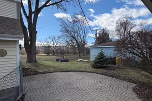 111 Cedar Cir, Streamwood, IL 60107 - Photo 19