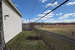 111 Cedar Cir, Streamwood, IL 60107 - Photo 25