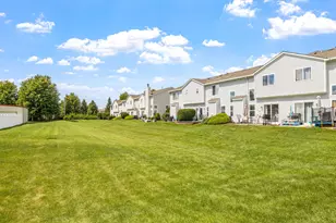 21543 Eich Dr, Crest Hill, IL 60403 - Photo 19