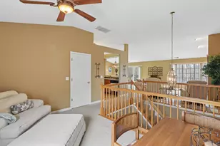 628 King Ct, East Dundee, IL 60118 - Photo 11