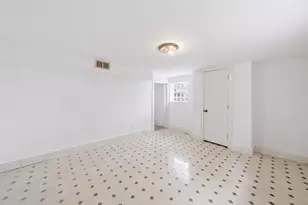 11735 S Indiana Ave, Chicago, IL 60628 - Photo 25