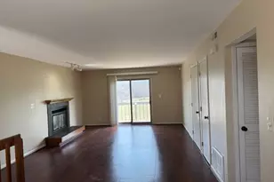 579 Morningside Dr, Roselle, IL 60172 - Photo 5