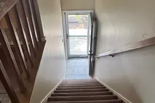 579 Morningside Dr, Roselle, IL 60172 - Photo 7