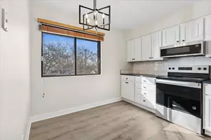 450 N Main St, Wauconda, IL 60084 - Photo 9