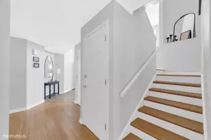 1728 Village Ct, Crystal Lake, IL 60014 - Photo 17