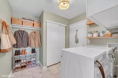 1728 Village Court, Crystal Lake, IL 60014 - Photo 15