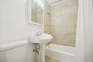 4800 S Chicago Beach Dr, Chicago, IL 60615 - Photo 9