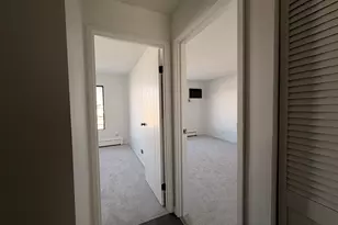 149 Gregory St, Aurora, IL 60504 - Photo 3